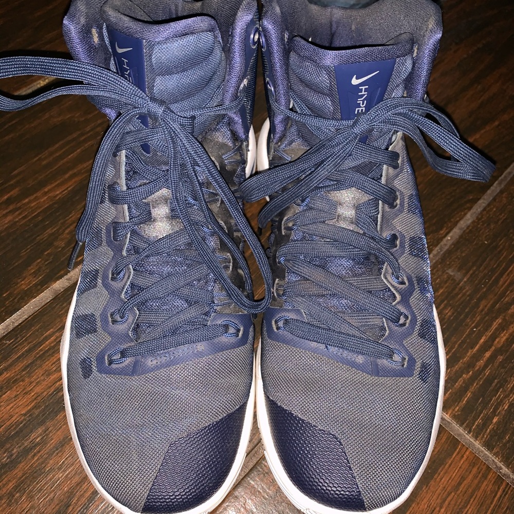 Woman’s Nike’s